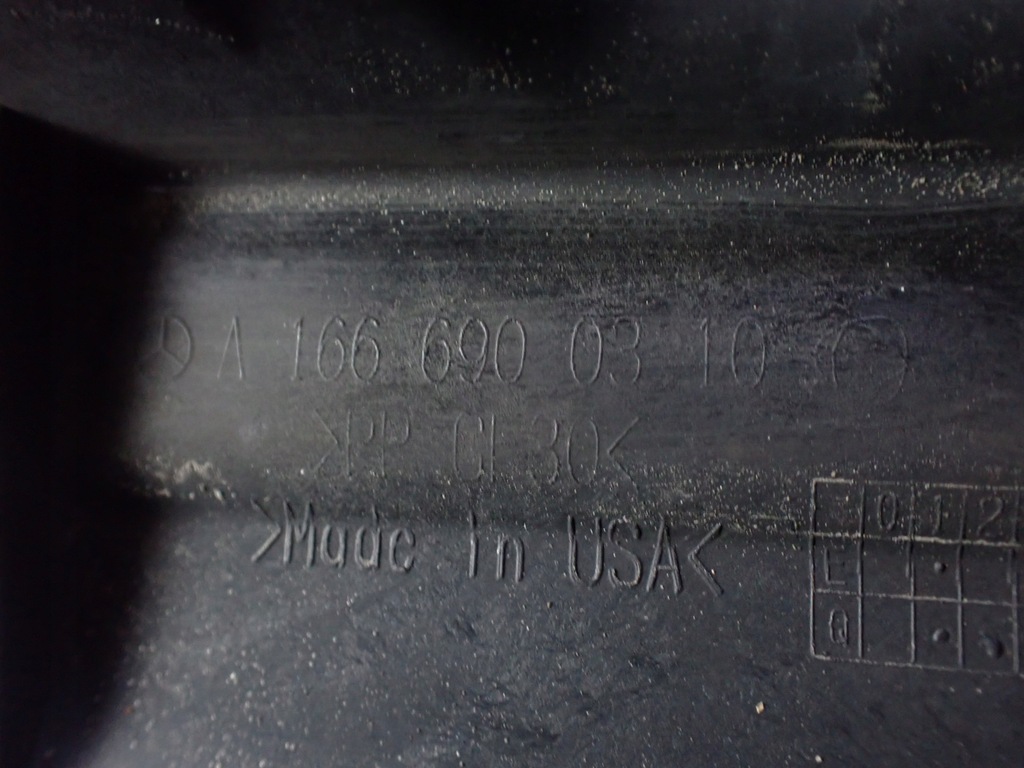 фото №9, Кронштейн молдинг порог правое mercedes gls ii x166 3.0 17r a1666900310