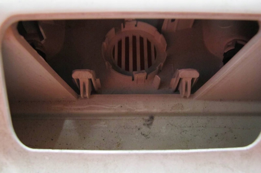 фото №8, Ford tourneo courier 14- бардачок потолочный лампа освещение салона