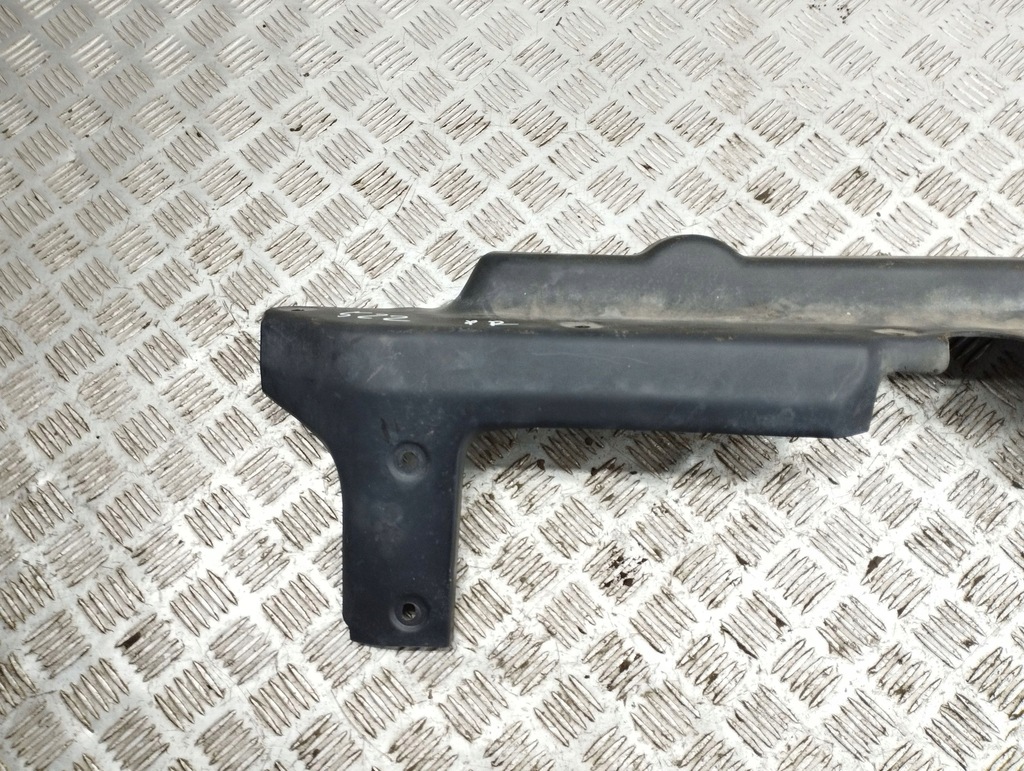 фото №7, Kia sorento 2007 накладка замка крышки