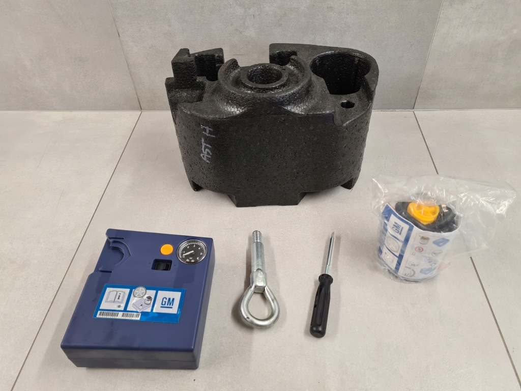 Набор ремонтный колеса пена компрессор воздуха ушко opel astra iii h в Украине