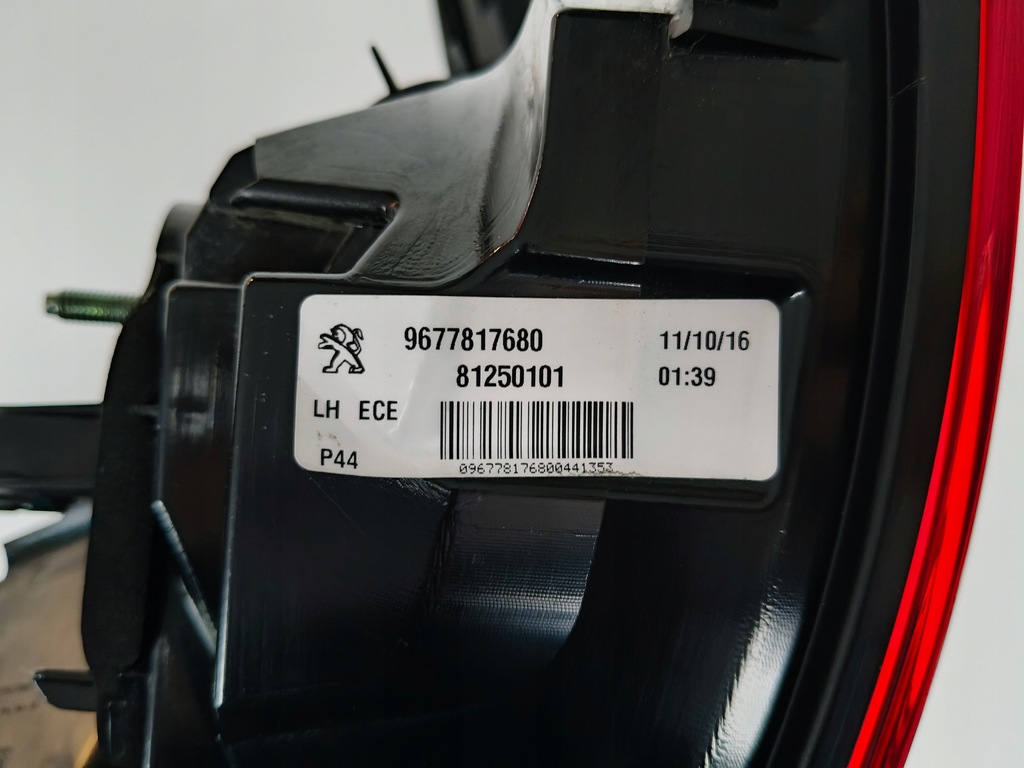 фото №7, Лампа ліва задня peugeot 308 13- hb