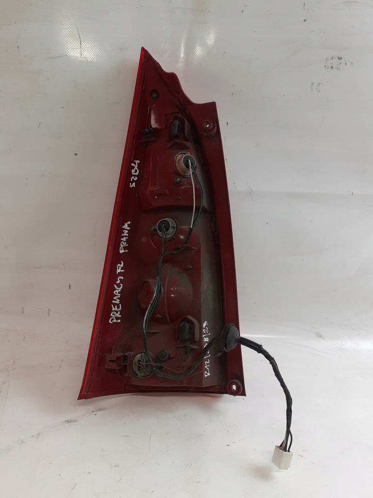 фото №5, Задня права лампа mazda premacy lift