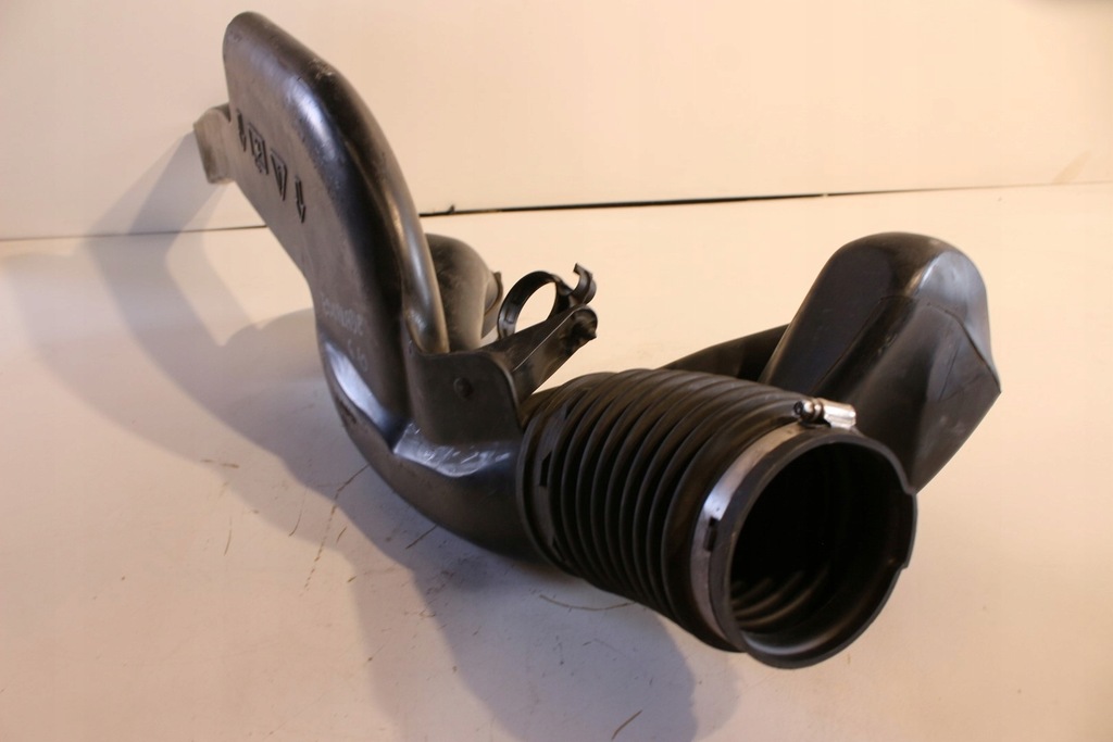 фото №6, Труба воздуха резонатор cadillac escalade 6.0