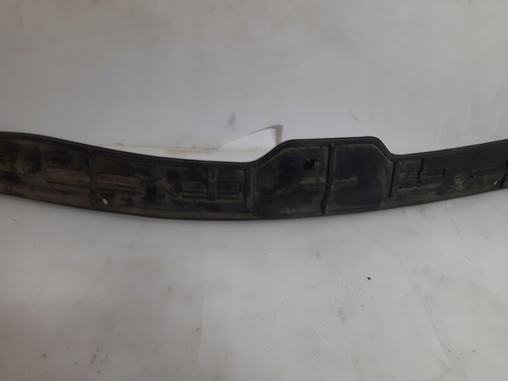 фото №9, Audi a5 18- прокладка капот 8w6823124 usa