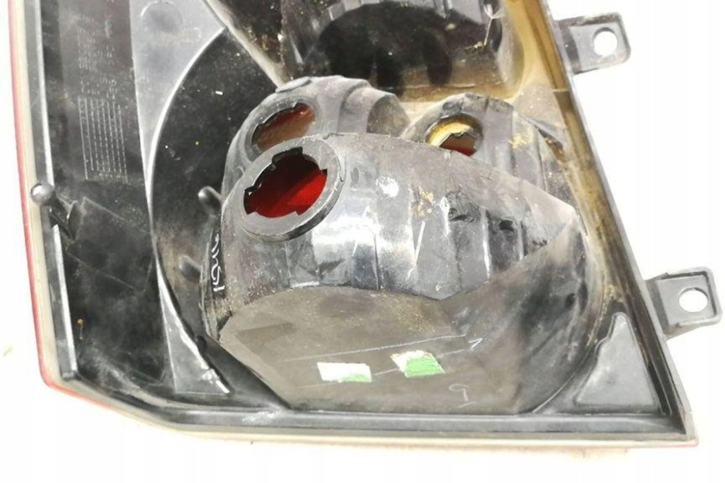 Купити Лампа права задня dodge caliber 05303880ae 1.97l дизель 103kw 2007