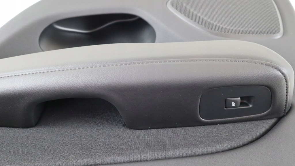 фото №7, Volvo v60 ii обшивка двері правий задня 30747504