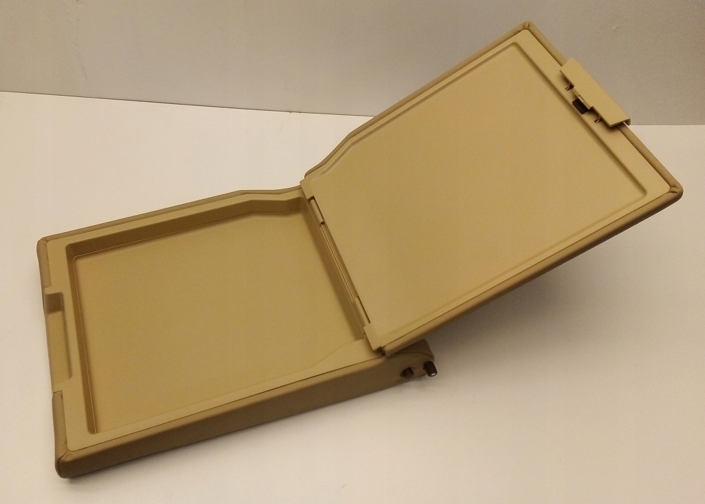 фото №3, Оригинал подлокотник задняя 184615850 alfa romeo 159