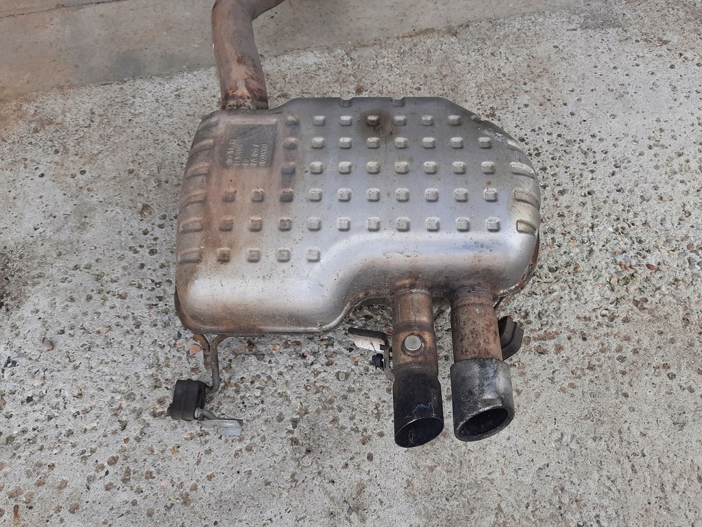 фото №7, Bmw x1 e84 2.0 20i гасник