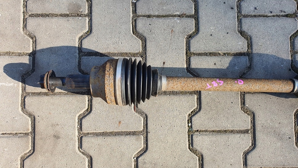 Купити Grand cherokee wk2 рестайлінг  привідний вал правий перед 6.4 srt