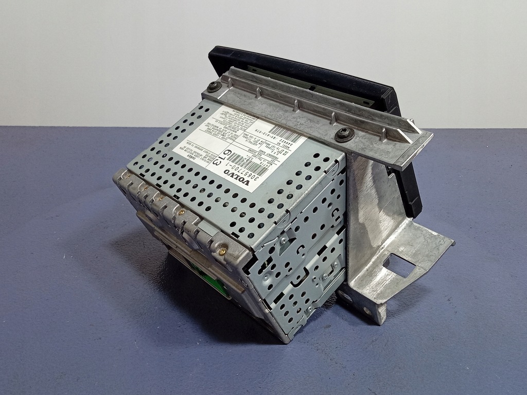 фото №3, Volvo s60 i радио заводской 30657700