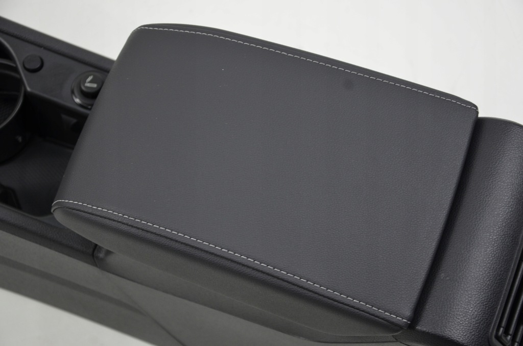 фото №11, Vw golf viii 8 hb сиденья заднее сиденье 23r