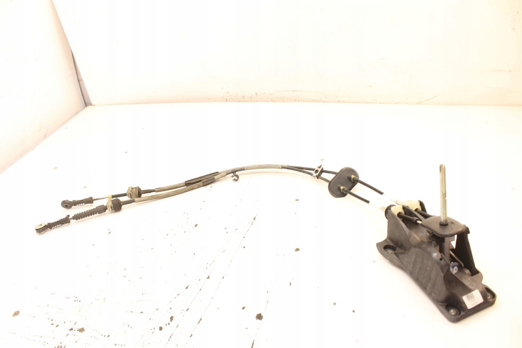 фото №1, Выборщик тросы передач mercedes w176 1.8 cdi