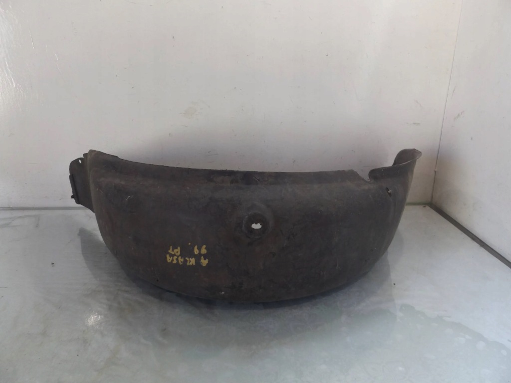 Купить W168 подкрылок правый перед