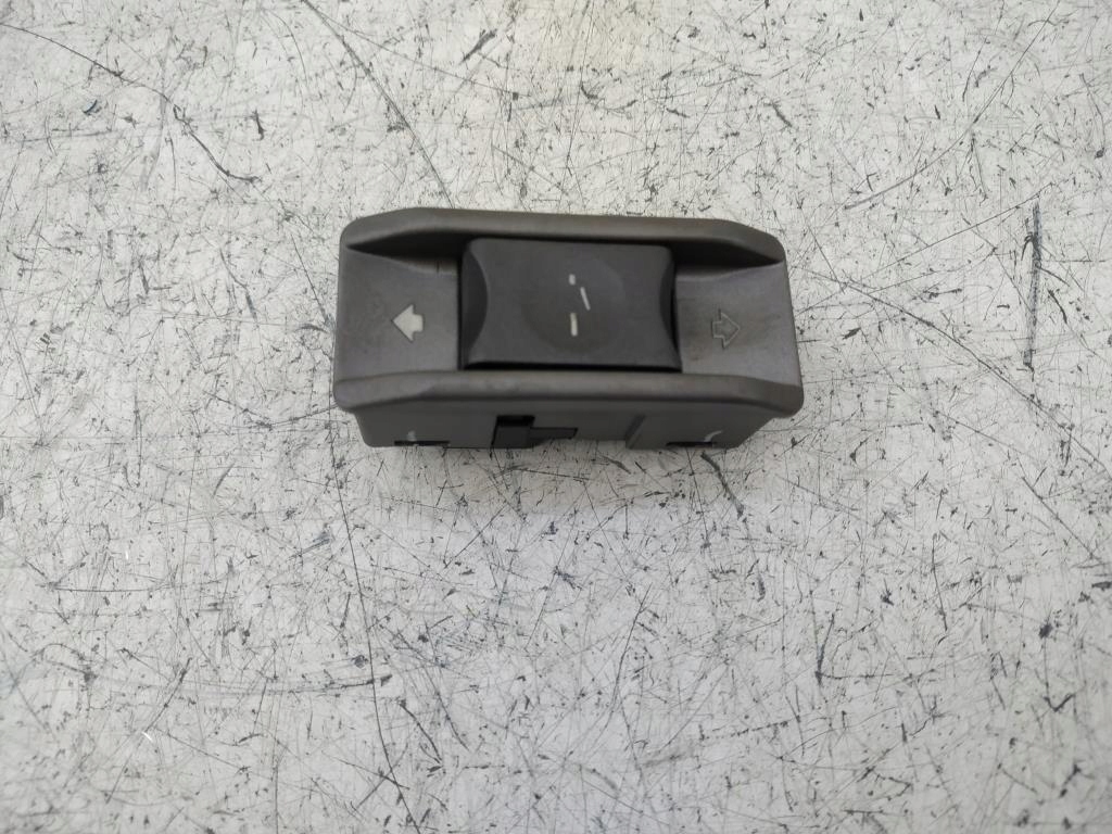 фото №1, Перемикач люк bmw 7 e65 61316904291