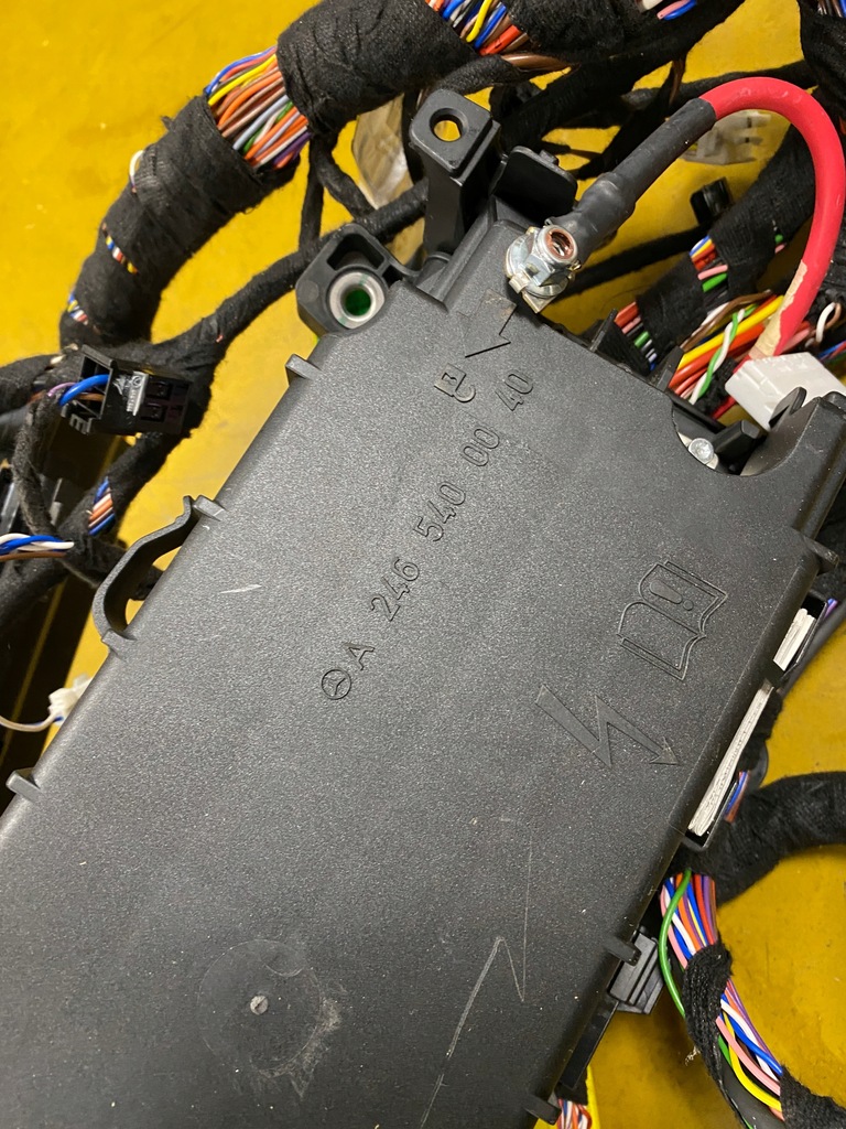 фото №16, Жгут электропроводка предохранители кабины infiniti q30