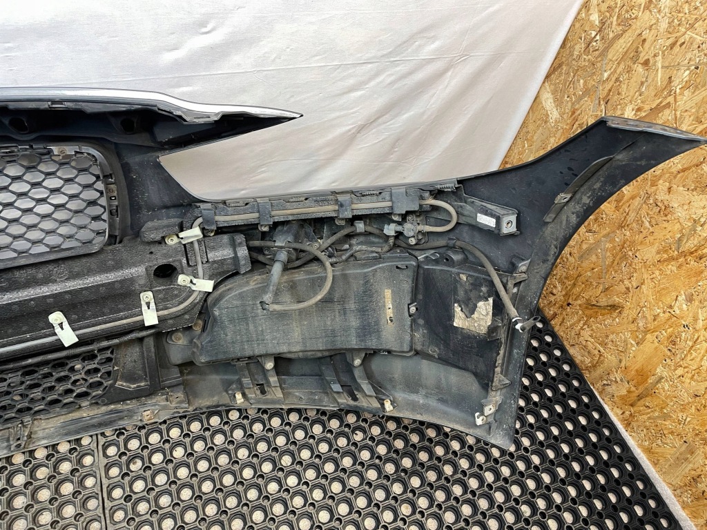 фото №14, Бампер перед передний pdc решётка радиатора jaguar xe x760 r-sport код лакокрасочного покрытия: lkh 15-