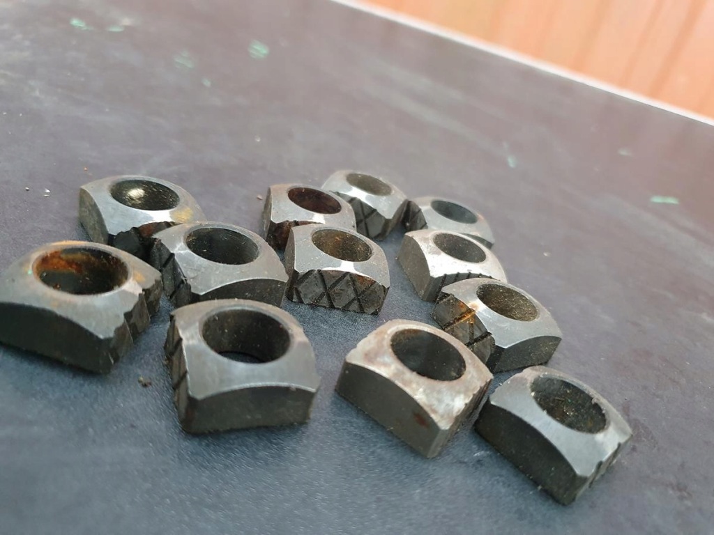 Fiat 126 maluch kamień піввісь kamienie оригінал нове Ціна