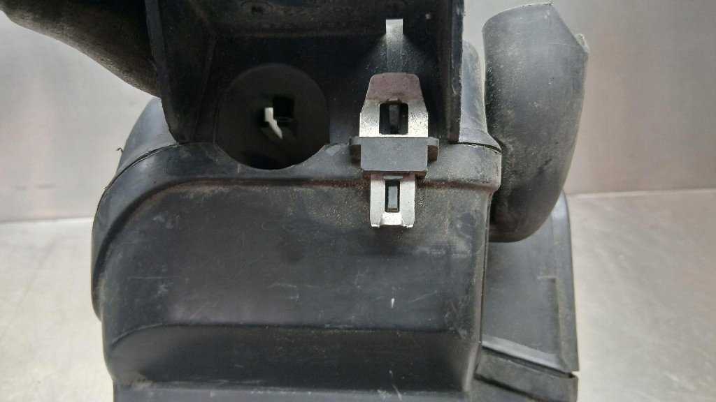 фото №6, Корпус комп'ютер оригінальний номер 9469722 volvo s80 i 98-06r