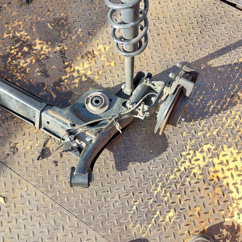 фото №6, Renault arkana 1,3tce балка подвеска задняя комплектная