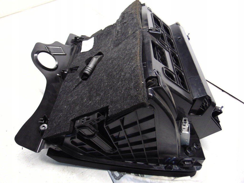 фото №10, Бардачок консолі пасажира vw passat b7 europa