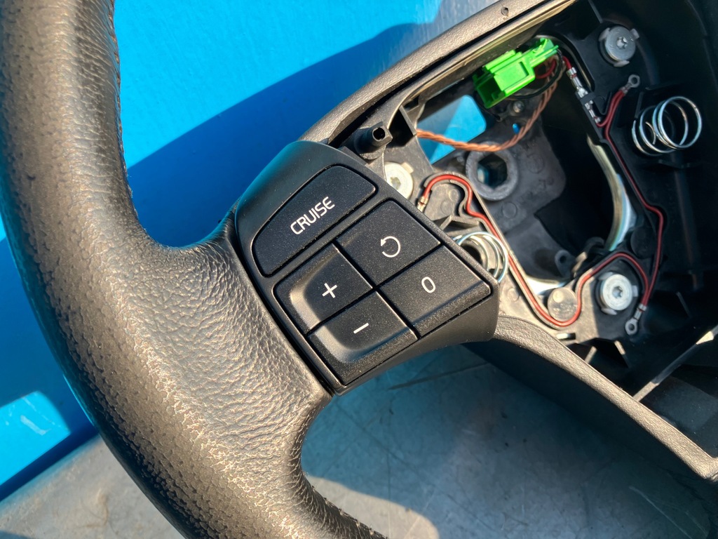 фото №9, Volvo s40 ii v50 воздуховод кожаный 8687335