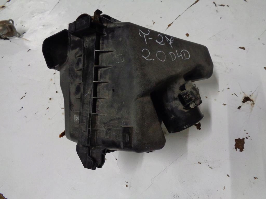 Купити Корпус фільтра повітря avensis t27 2.0 d4d