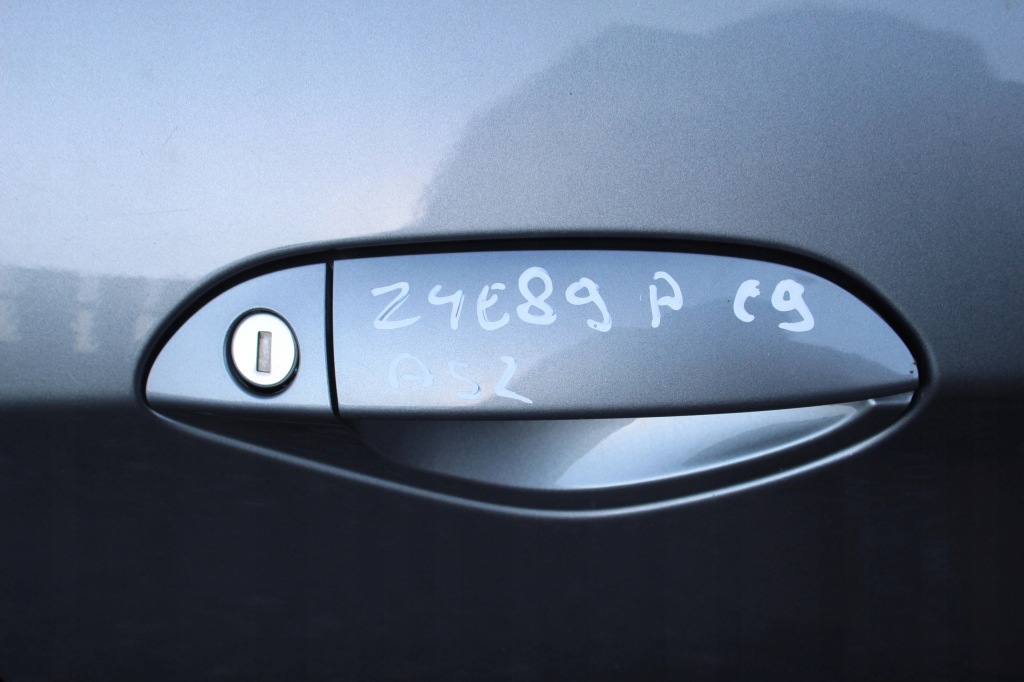 фото №1, Ручка права bmw z4 e89 a52 spacegrau anglik