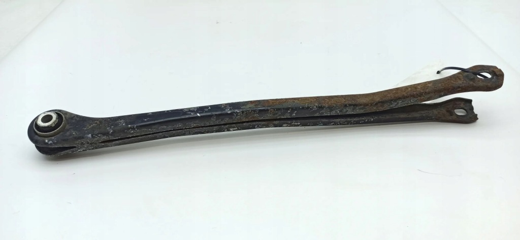 Bmw z4 e85 e86 2005 правая сторона верхний рычаг задний Киев