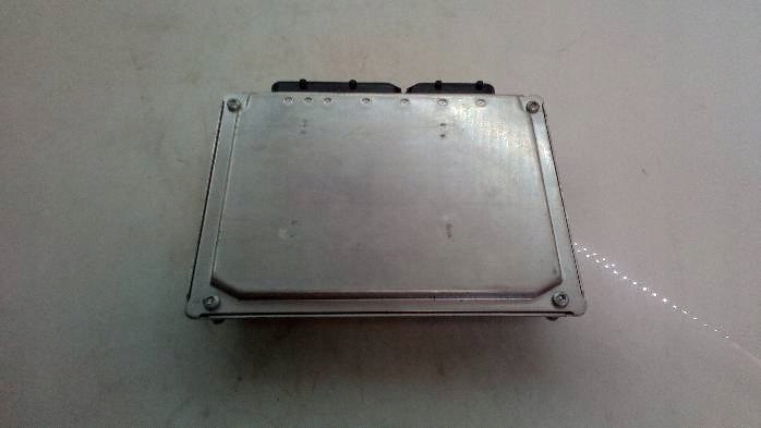 фото №8, Бортовий комп'ютер двигуна audi a4 b7 1,8t 8e0909518aq