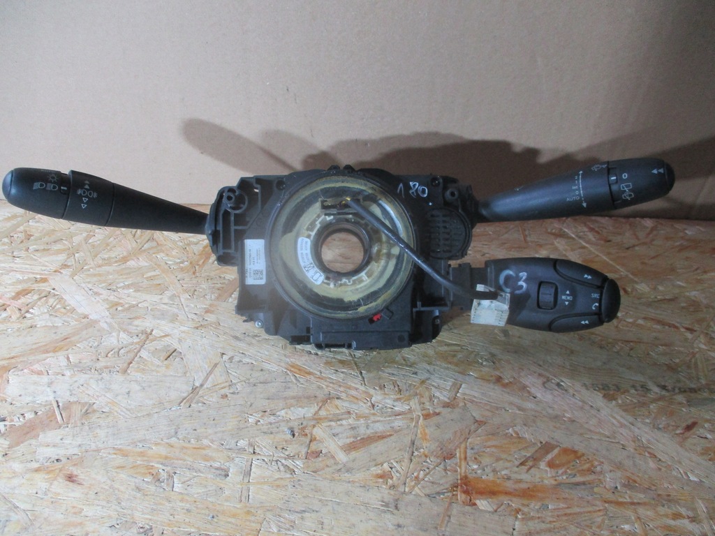 фото №1, Переключатель комбинированный лента citroen cs ii ds3 96773881zd