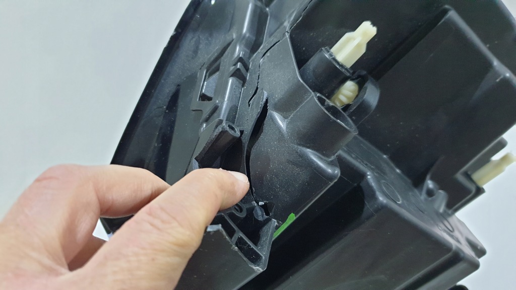 Фара ліва перед full led ds3 crossback 9820840780 Ціна