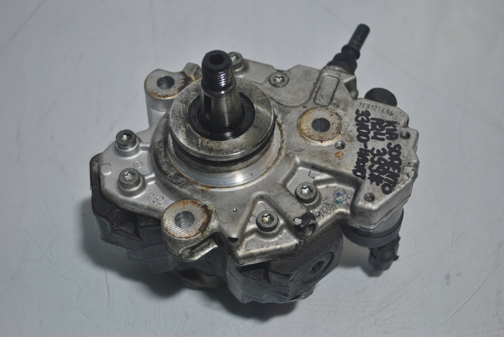 фото №1, Насос упорскування kia sorento 33100-4a010