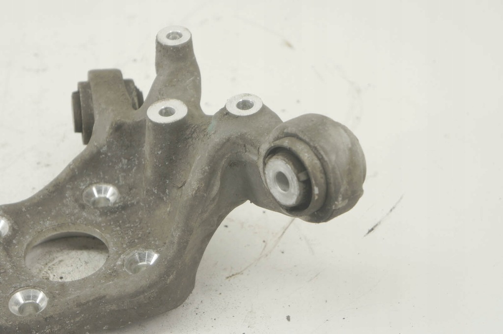 фото №4, Gu414 infiniti q30 2.2d поворотный кулак левый задняя awd