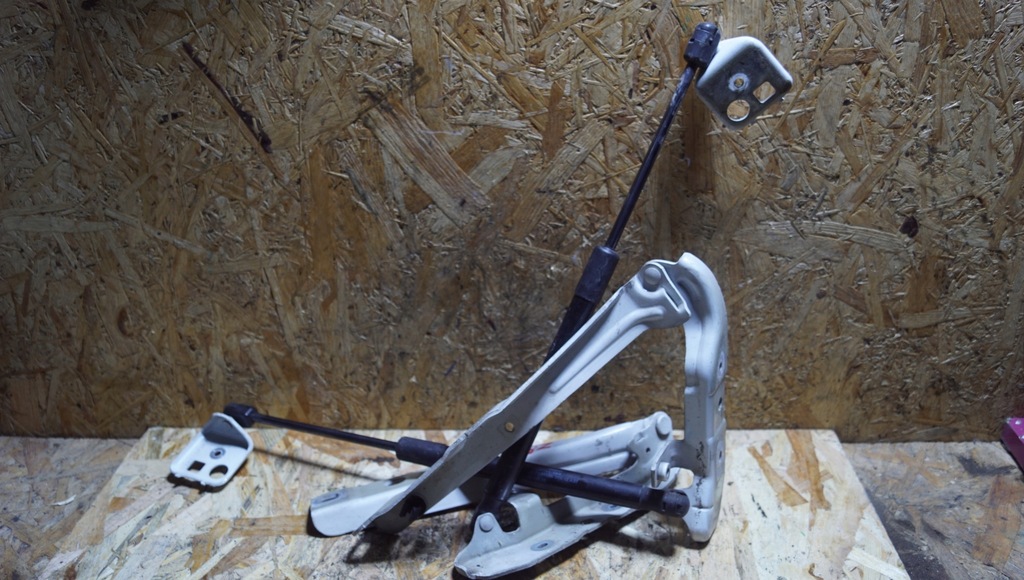 фото №4, Citroen ds5 петлі капот комплект