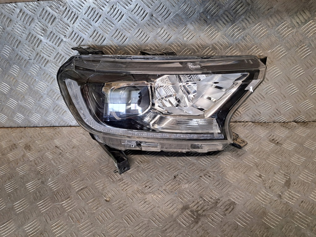 фото №2, Ford ranger lift 2019 r лампа правая перед led jb3b-13e014-ba