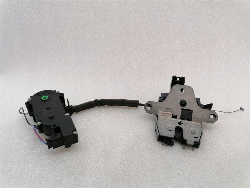 фото №1, Aston martin vanquish am310 boat lock dd43-14b529ad задняя дверь