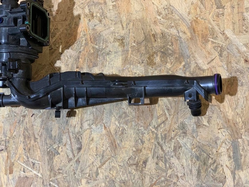 фото №9, Корпус термостата wąż 9812131480 citroen 1.2 thp