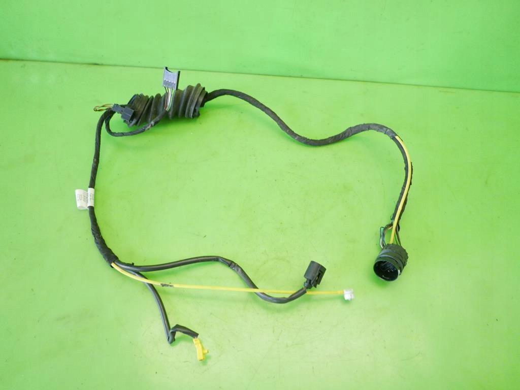 Купить Жгут электропроводка правая перед mercedes v168 w168