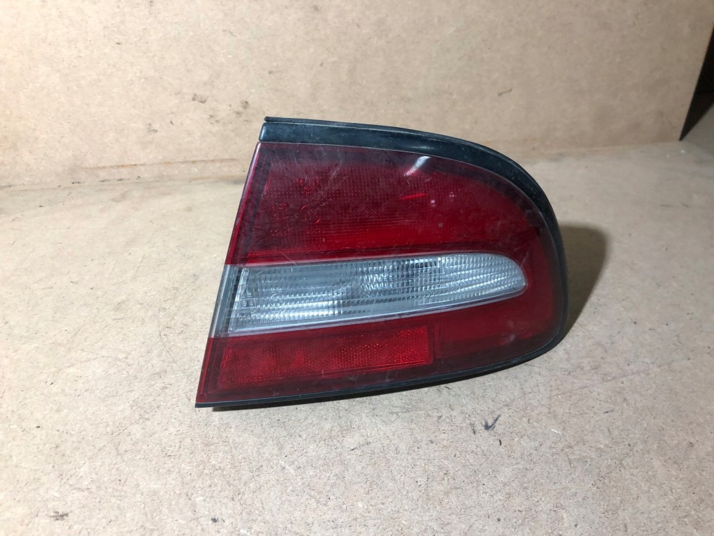 фото №1, Лампа правая задняя mitsubishi galant 043-1593r