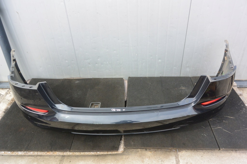 фото №1, Maserati quattroporte vi 13- бампер задняя чёрный