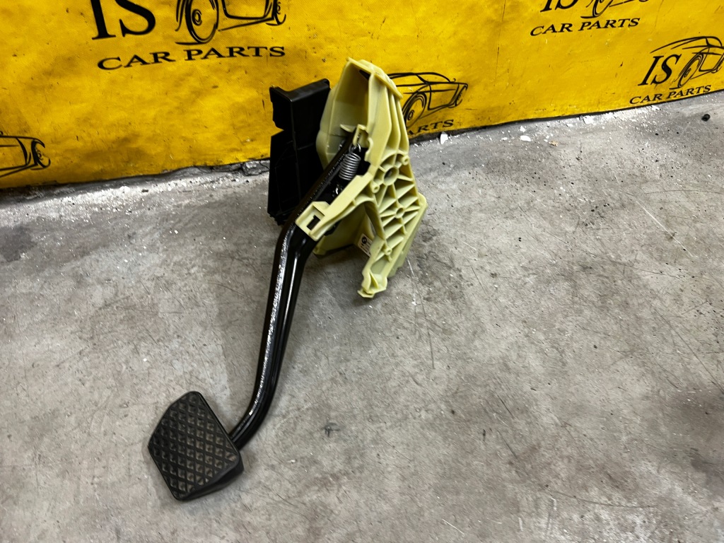 фото №1, Педаль тормоза автоматическая коробка передач bmw x5 f15 e70 x6 f16 e71