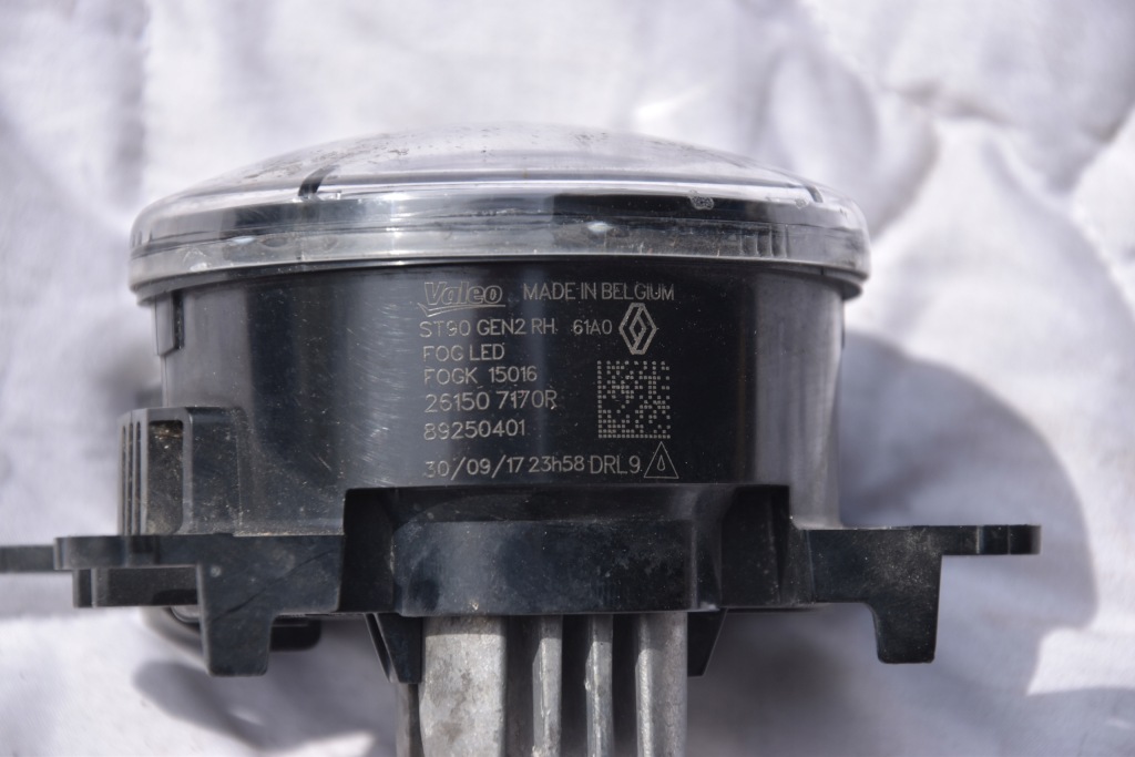 фото №3, Протитуманна фара led drl правий renault clio iv captur 261507170r