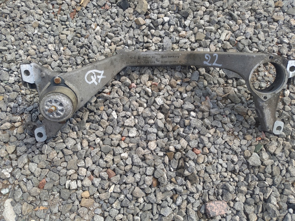 фото №1, Audi q7 4l 7l6199207b кронштейн кронштейн двигателя балка