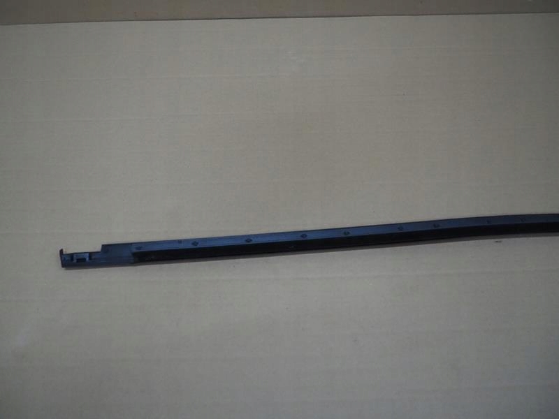 фото №6, Молдинг уплотнитель дверь parapet левый задняя peugeot 3008 ii 9811575480