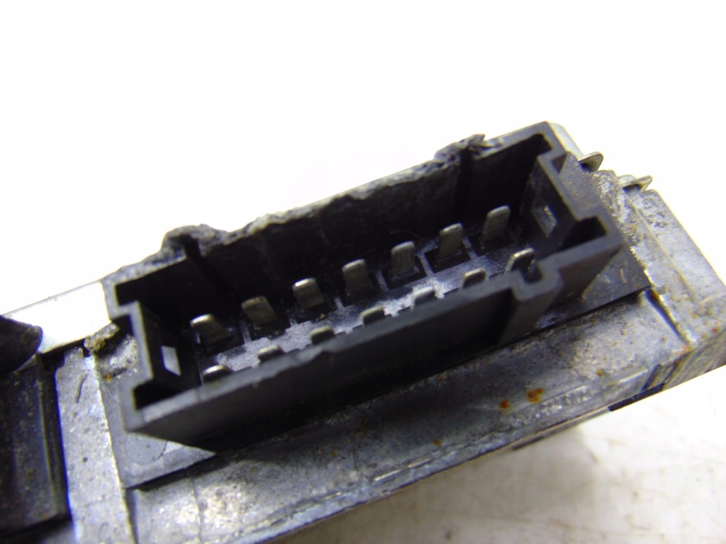 Модуль блок управления напряжения аккумулятор mercedes sl r230 a2305400945 Доставка