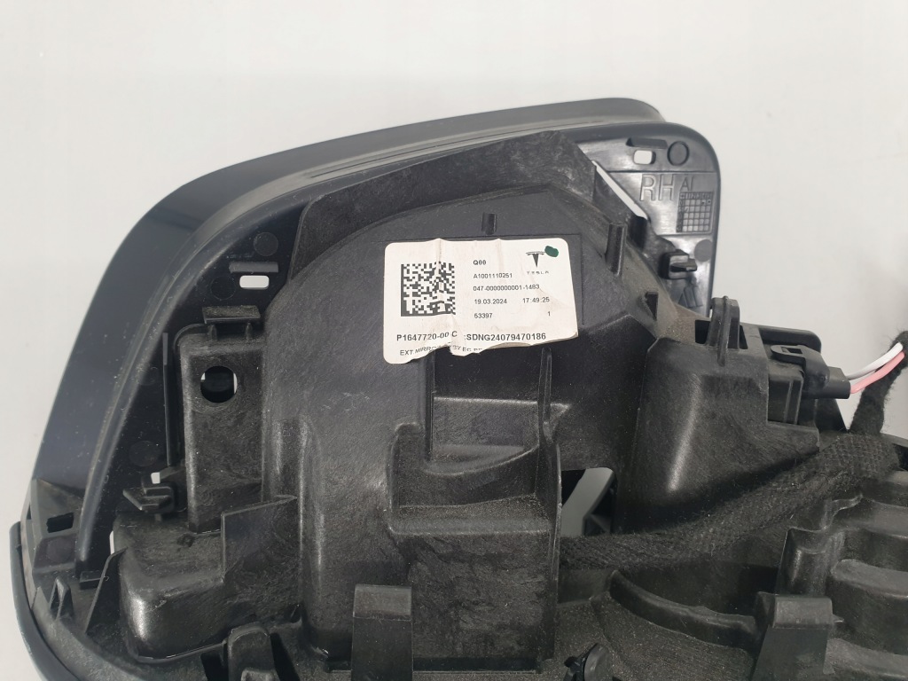 Tesla model y зеркало зеркало правое p1647720-00-c 11 pin Недорого