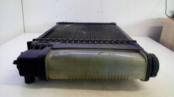 Радиатор воды bmw 318 1,8 b в Украине