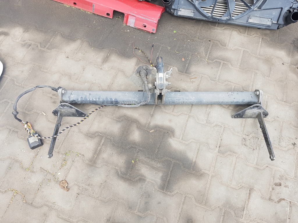 Opel astra v k 15-19r hb фаркоп  буксирувальний Недорого