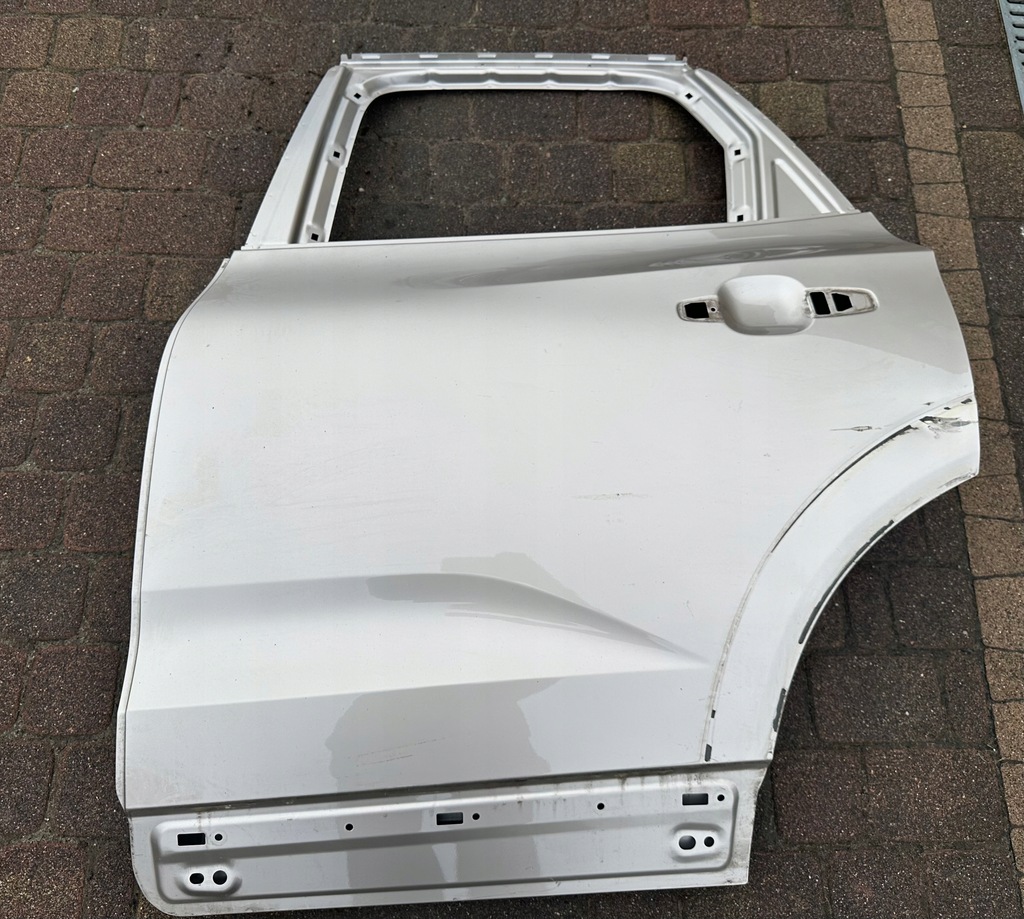 фото №1, Volvo xc60 ii 2017- дверь задние левый задняя