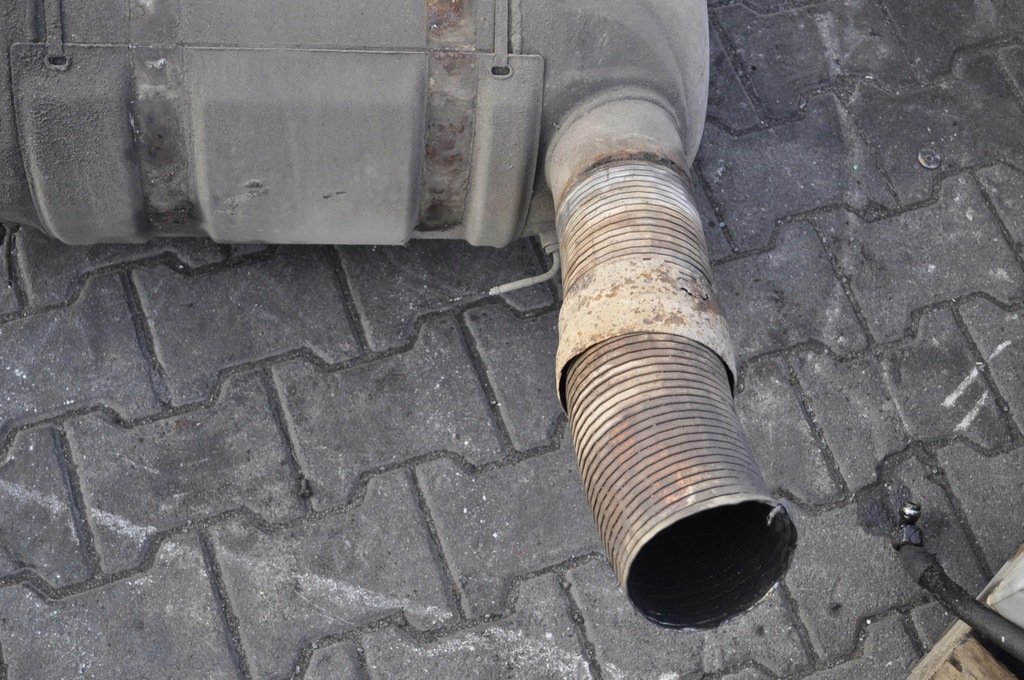 фото №6, Iveco stralis 420 гасник вихлоп